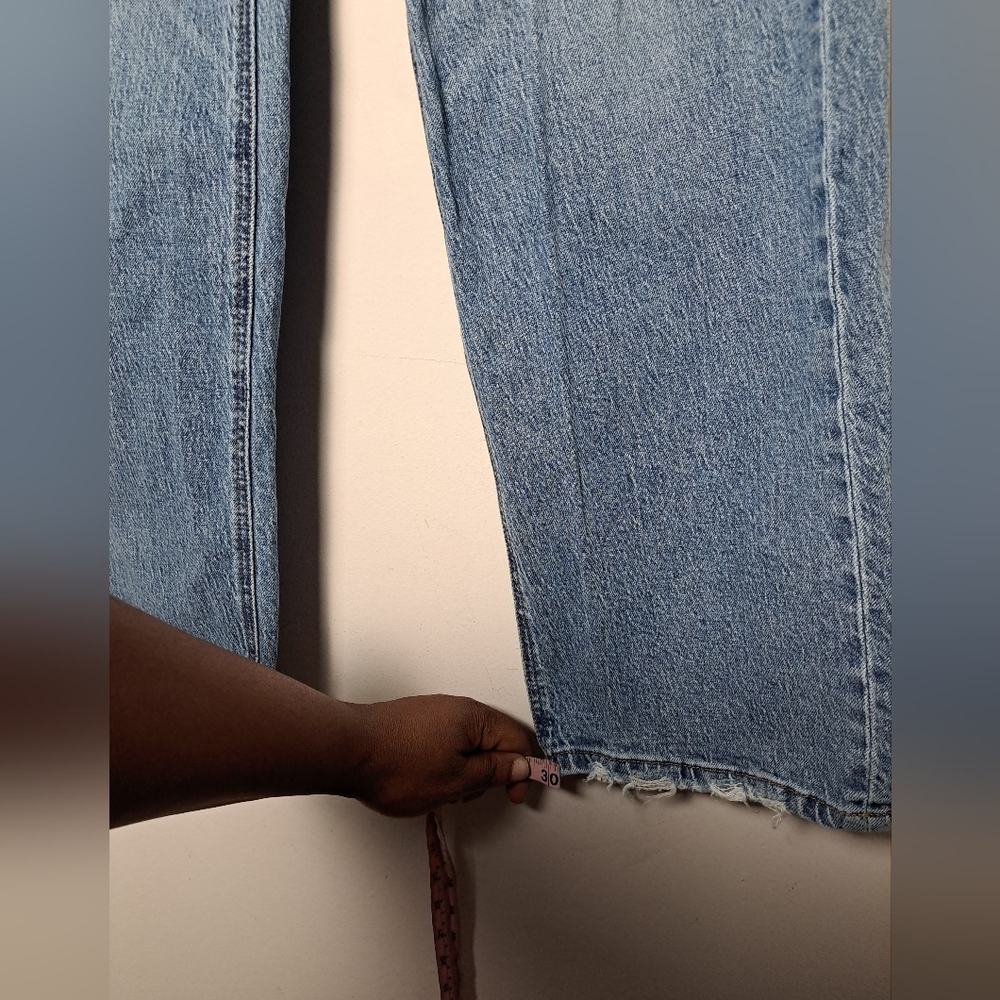Vervet Jeans Straight Leg Light Wash Distressed 90s Sz 29 - Picture 4 of 13